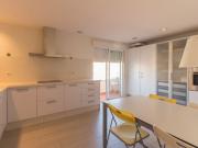 PISO DE 180 METROS CON ACABADOS DE LUJO! son dos pisos...