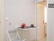 Piso de 1 dormitorio en alquiler en Ventas, Madrid,...