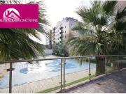 Piso de 2 dormitorios,1 baño,comunidad y cochera...