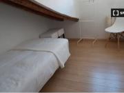 Piso de 2 dormitorios en alquiler en Cortes, Madrid