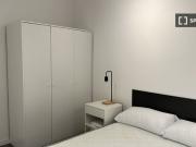 Piso de 2 dormitorios en alquiler en Lucero, Madrid