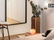 Piso de 2 dormitorios en alquiler en Madrid, Madrid