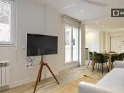 Piso de 2 dormitorios en alquiler en Pinar del Rey, Madrid