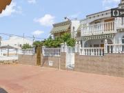 Piso de 2 dormitorios en alquiler en Santa Pola, Alicante