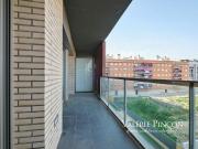 Piso de 2 dormitorios y 2 baños, balcón de 12m2, todo...