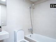 Piso de 2 habitaciones en alquiler en El Clot, gastos...