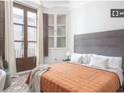 Piso de 2 habitaciones en alquiler en El Gòtic, gastos...