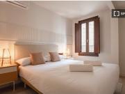 Piso de 2 habitaciones en alquiler en El Raval con...