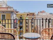 Piso de 2 habitaciones en alquiler en El Raval, gastos...