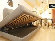 Piso de 2 habitaciones en alquiler en Les Corts,...