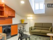 Piso de 2 habitaciones en alquiler en Universidad, Madrid