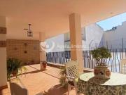 Piso de 395 metros en el centro, con ascensor y plaza de...