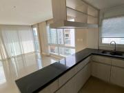 Piso de 3 Ambientes con Cochera y Vistas Panoramicas al...