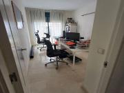 Piso de 3 dorm. en urbanización cerrada en Sierra...