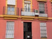 Piso de 3 dormitorios con garaje cerca del metro de San...