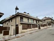 PISO DE 3 DORMITORIOS CON TERRAZA, GARAJE Y TRASTERO