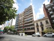 Piso de 3 dormitorios, dependencia servicio, cochera y...