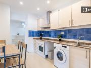 Piso de 3 dormitorios en alquiler en Alicante