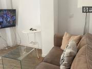 Piso de 3 habitaciones en alquiler en Bellas Vistas, Madrid