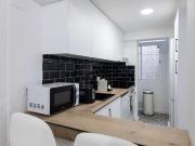 Piso de 3 dormitorios en alquiler en En Corts, Valencia