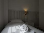 Piso de 3 dormitorios en alquiler en La Calzada, Sevilla