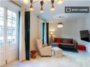 Piso de 3 dormitorios en alquiler en Santa Catalina, Sevilla