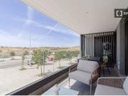 Piso de 3 dormitorios en alquiler en Valdefuentes