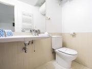 Piso de 3 dormitorios en alquiler en Valdefuentes, Madrid