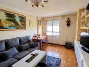 Piso de 3 dormitorios y 1 baño con plaza de garaje y...