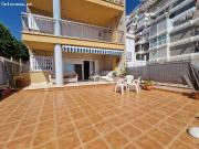 Piso de 3 dormitorios y amplia terraza en 1ª línea de...