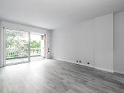 piso de 3 habitaciones con terraza y parking en sant... piso de 3 habitaciones con terraza y parking en sant...