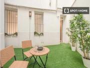 Piso de 3 habitaciones en alquiler en Almagro, se...