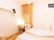 Piso de 3 habitaciones en alquiler en Collblanc con...