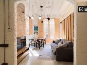 Piso de 3 habitaciones en alquiler en El Gòtic, gastos...