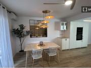 Piso de 3 habitaciones en alquiler en En Corts, Valencia