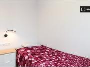 Piso de 3 habitaciones en alquiler en La Torrassa para... Piso de 3 habitaciones en alquiler en La Torrassa para...