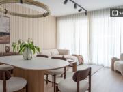 Piso de 3 habitaciones en alquiler en Los Remedios, Sevilla