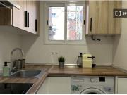 Piso de 3 habitaciones en alquiler en Numancia,...