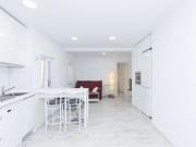 Piso de 3 habitaciones en alquiler en Numancia, Madrid