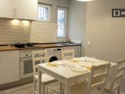 Piso de 3 habitaciones en alquiler en Numancia, Madrid