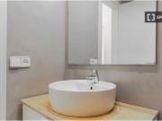 Piso de 3 habitaciones en alquiler en Pedralbes, gastos...