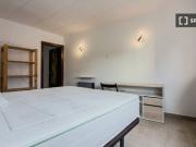 Piso de 3 habitaciones en alquiler en Sants Badal, Barcelona