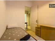 Piso de 3 habitaciones en alquiler en Sants, gastos...