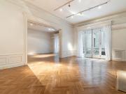 Piso de 412m2 en el Emblemático Palacio Estrugamou