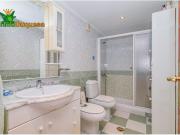 Piso de 4 Dorm. en Granada capital. Con plaza de...