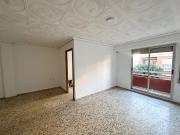 Piso de 4 dormitorios con balcón y garaje en Cullera Piso de 4 dormitorios con balcón y garaje en Cullera