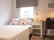 Piso de 4 habitaciones en alquiler en Opañel