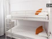 Piso de 4 habitaciones en alquiler en Sitges, gastos...