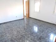 Piso de 55m2 exterior, en buen estado,2 hab, ascensor,...