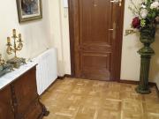 Piso de 5 dormitorios piscina y calefacción incluida